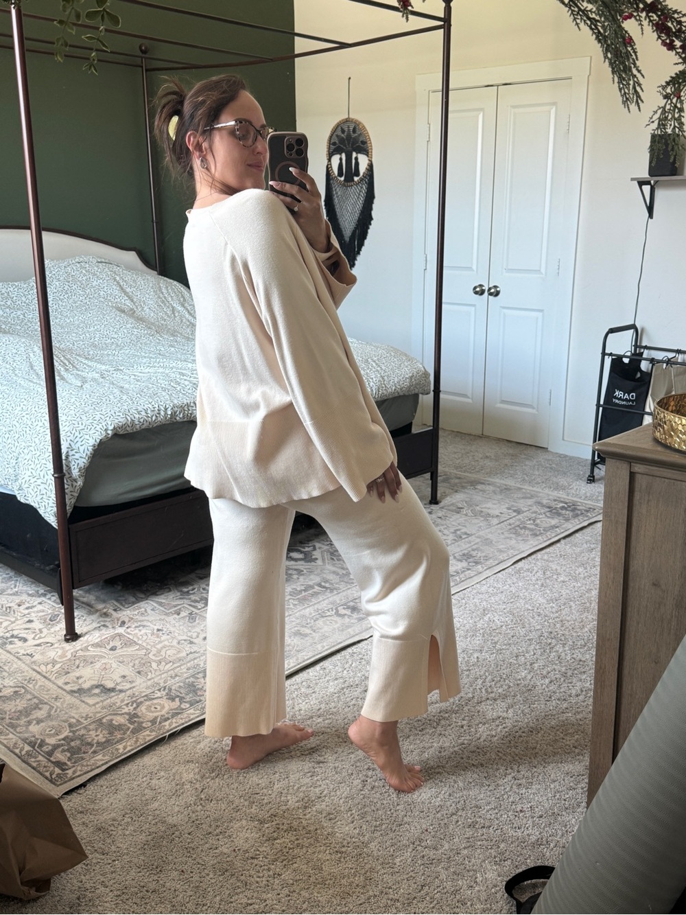 Amazon Cream Knit Lounge Set - Relaxed Top & Wide-Leg Pants - Picture 4 of 4